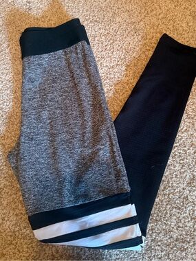 Bombshell Sportswear women’s Gray and Black Colorblock Leggings